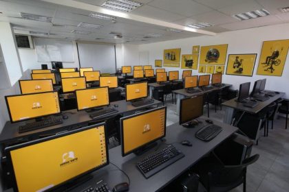 חדרי-המחשבים-בסיעור-מוחות