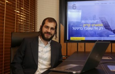 6dmn33b0__w643h428q95